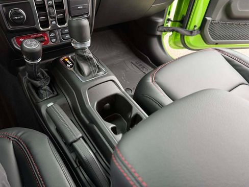 New 2026 Jeep Wrangler Unlimited Rubicon image 25