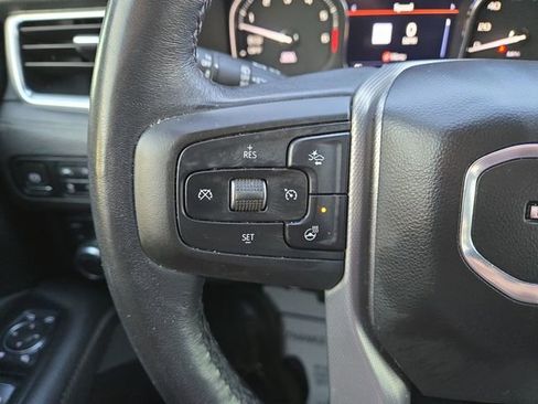 Used 2021 GMC Yukon XL Denali w/ Denali Premium Package image 19