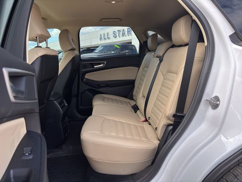 Used 2024 Ford Edge SEL w/ Convenience Package image 18