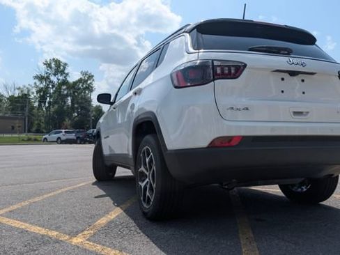 New 2026 Jeep Compass Limited AWD/4WD image 7