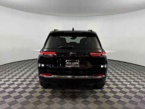 Used 2024 Jeep Grand Cherokee Limited 4xe AWD/4WD image 8