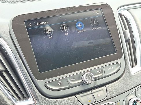 Used 2024 Chevrolet Malibu LT FWD image 22