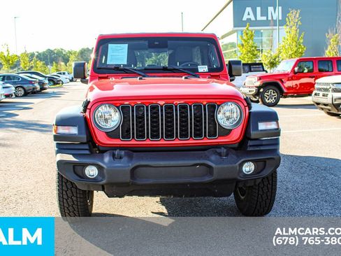 Used 2025 Jeep Wrangler Unlimited Sport AWD/4WD image 9