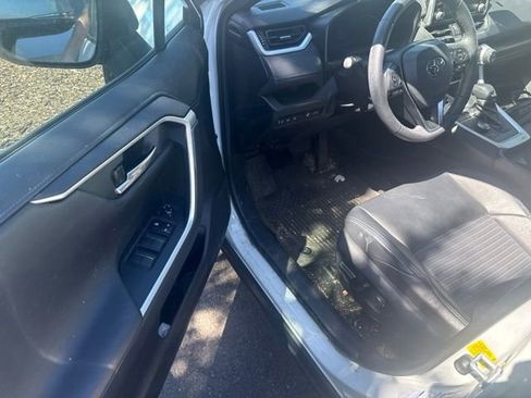 Used 2021 Toyota RAV4 XSE w/ XSE Grade Weather Package AWD/4WD image 21