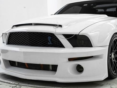 Used 2008 Ford Mustang Shelby GT500 RWD image 17