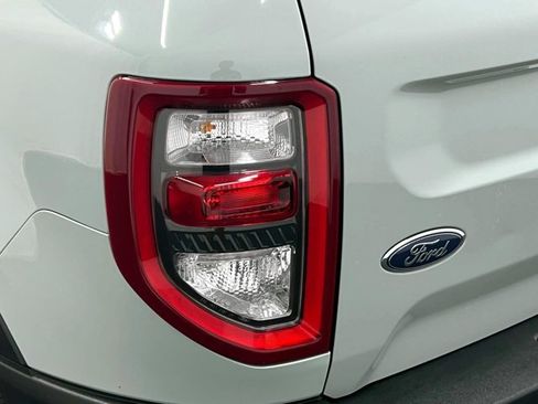 Used 2023 Ford Bronco Sport Outer Banks w/ Tech Package AWD/4WD image 9