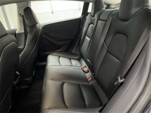 Used 2023 Tesla Model 3 Performance image 25