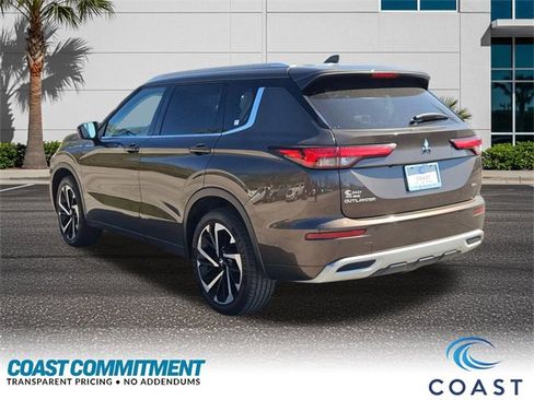 Used 2023 Mitsubishi Outlander SEL image 8