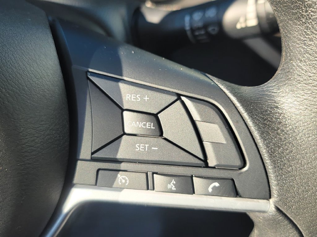 Used 2025 Nissan Altima 2.5 SV FWD image 20