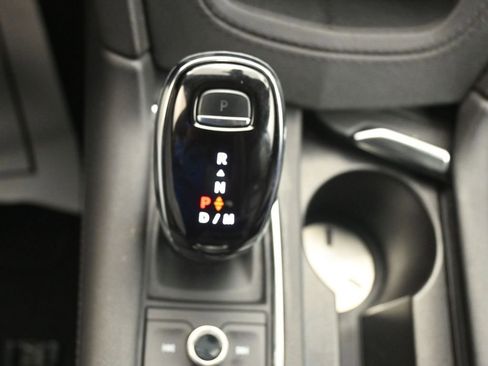 Used 2023 Cadillac XT6 Premium Luxury image 18