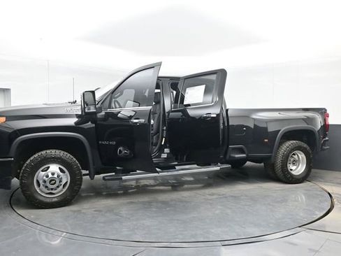 Used 2022 Chevrolet Silverado 3500 High Country w/ Safety Package II AWD/4WD image 51