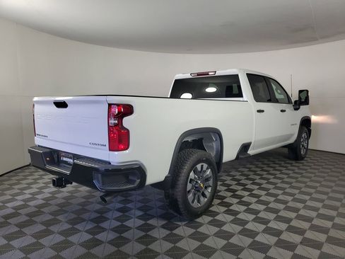 New 2026 Chevrolet Silverado 2500 Custom image 4