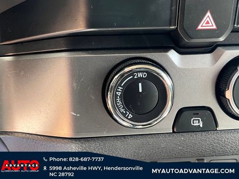 Used 2022 Toyota Tacoma SR AWD/4WD image 13