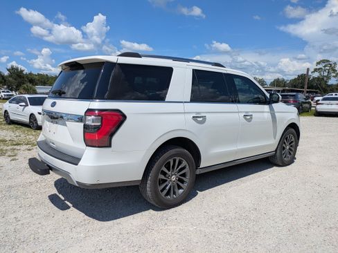 Used 2021 Ford Expedition Limited RWD image 4