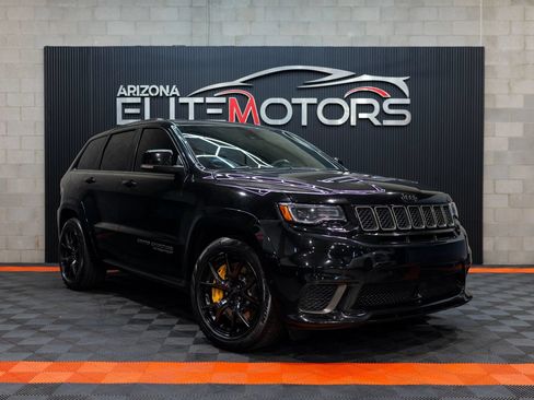 Used 2018 Jeep Grand Cherokee Trackhawk AWD/4WD image 2