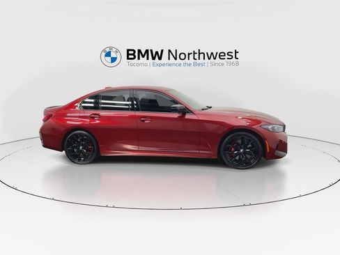 Used 2025 BMW 330i xDrive Sedan w/ M Sport Package image 5