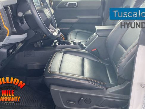 Used 2023 Ford Bronco Badlands image 24
