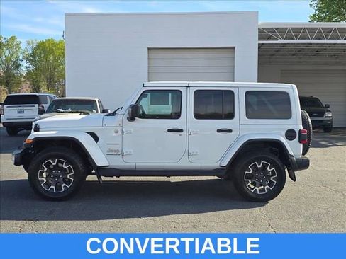 Used 2024 Jeep Wrangler Sahara w/ Technology Group image 10