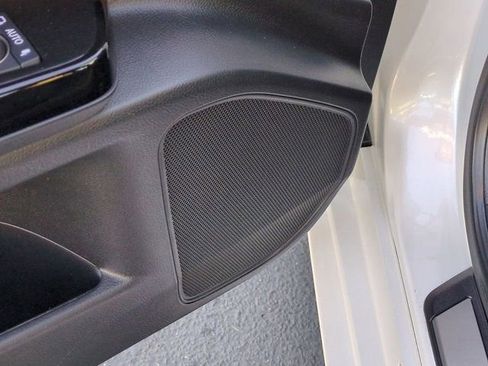 Used 2024 Lexus ES 300h 300h image 17