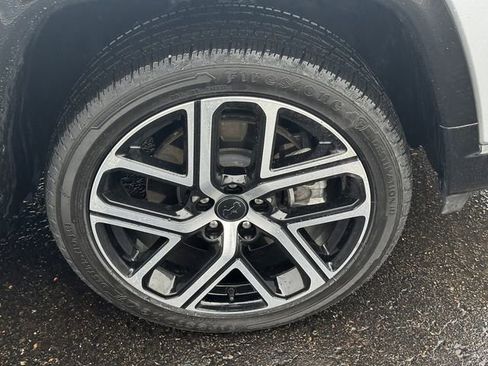Certified 2025 Jeep Compass Limited w/ Elite Group AWD/4WD image 9