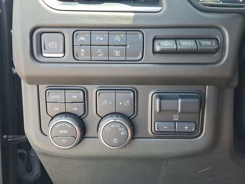 Certified 2023 Chevrolet Suburban High Country w/ Max Trailering Package AWD/4WD image 27
