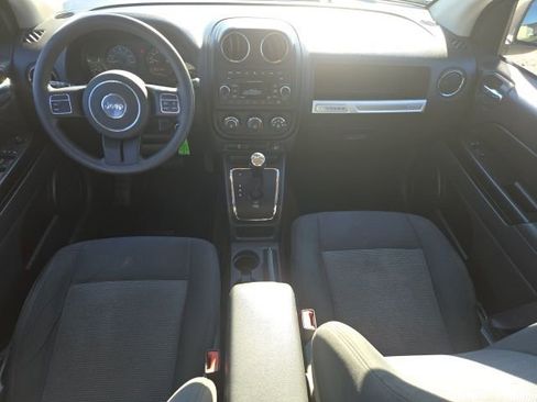 Used 2016 Jeep Compass Sport w/ Power Value Group AWD/4WD image 8