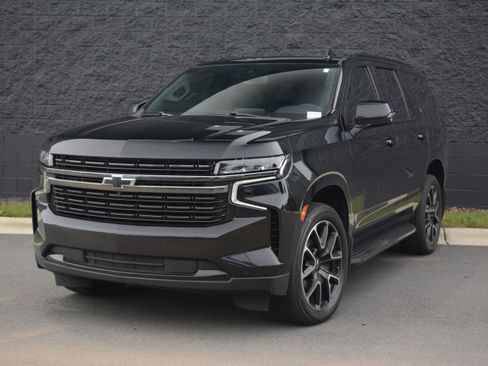 Used 2021 Chevrolet Tahoe RST w/ Luxury Package RWD image 42