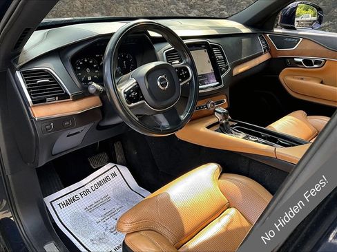 Used 2017 Volvo XC90 T6 Inscription w/ Vision Package AWD/4WD image 9