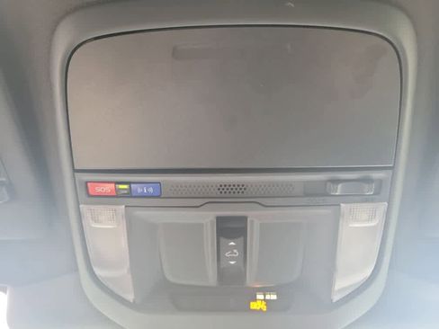 Certified 2025 Subaru Forester Premium image 20