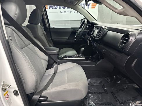 Used 2018 Toyota Tacoma SR w/ SR Convenience Package AWD/4WD image 20