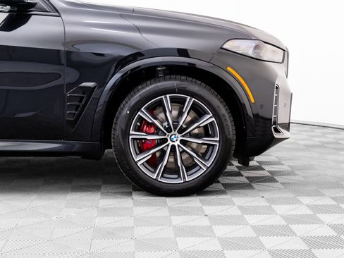 New 2026 BMW X5 xDrive50e w/ Executive Package image 36