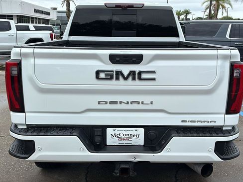 Certified 2024 GMC Sierra 2500 Denali Ultimate AWD/4WD image 6