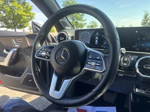 Used 2020 Mercedes-Benz CLA 250 4MATIC image 20
