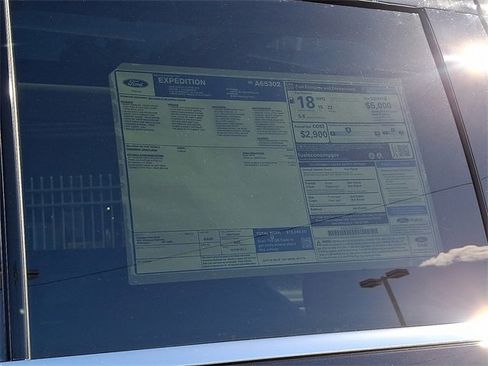 New 2025 Ford Expedition Active image 20