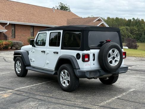 Used 2019 Jeep Wrangler Unlimited Sport S image 7