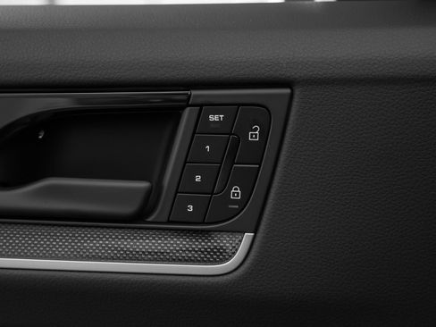 Certified 2025 Porsche Cayenne image 26