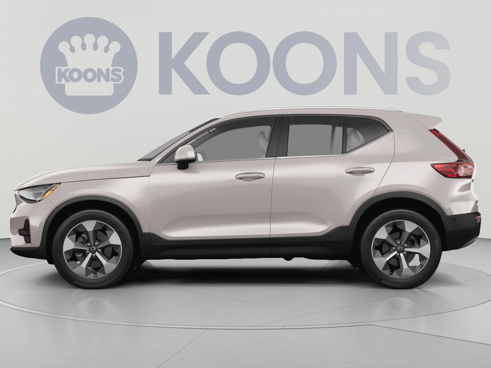 Used 2024 Volvo XC40 B5 Plus w/ Climate Package AWD/4WD image 2