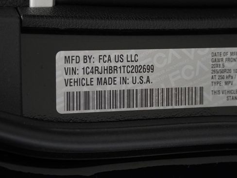Used 2026 Jeep Grand Cherokee Limited w/ Limited Altitude Package AWD/4WD image 54