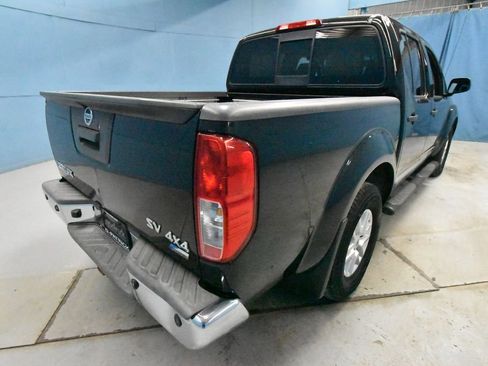 Used 2017 Nissan Frontier SV w/ SV Value Truck Package AWD/4WD image 35