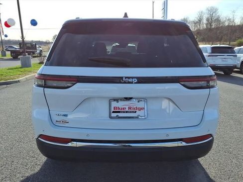 Used 2022 Jeep Grand Cherokee Limited 4xe w/ Luxury Tech Group II image 4