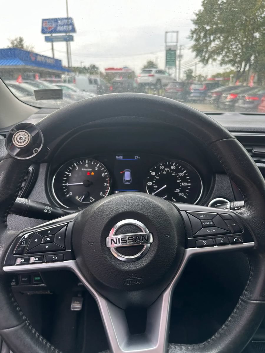 Used 2019 Nissan Rogue SV AWD/4WD image 8