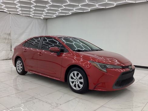 Used 2021 Toyota Corolla LE FWD image 7