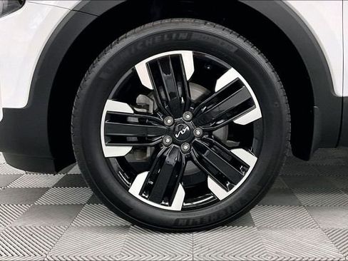 Used 2023 Kia Telluride SX X-Line AWD/4WD image 10