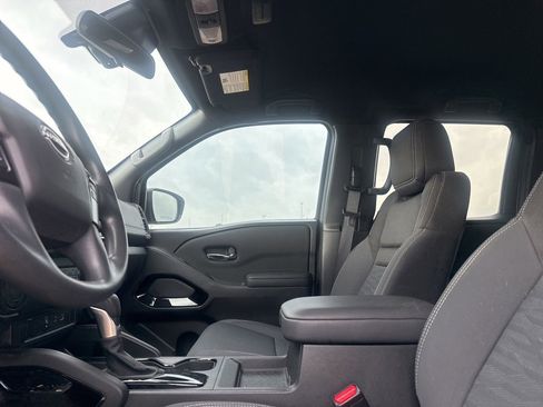 Certified 2023 Nissan Frontier SV w/ Midnight Edition Package RWD image 37