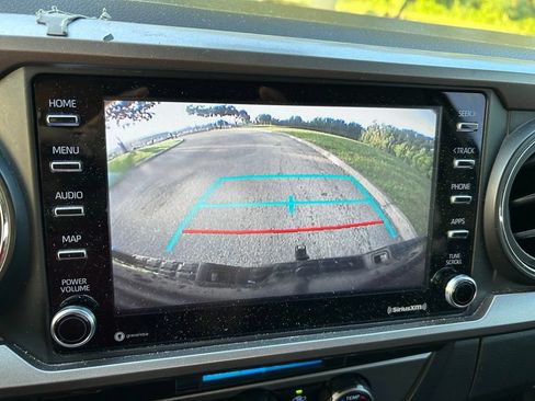 Used 2021 Toyota Tacoma SR5 RWD image 25