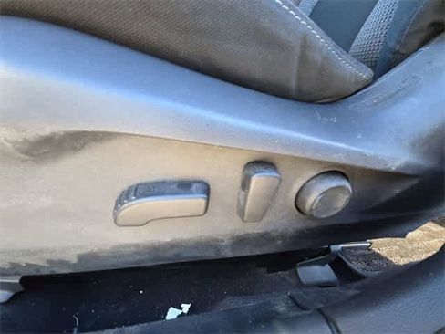 Used 2024 Subaru Outback Premium image 16