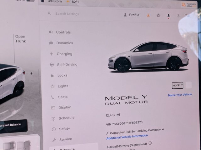 Used 2026 Tesla Model Y AWD image 10