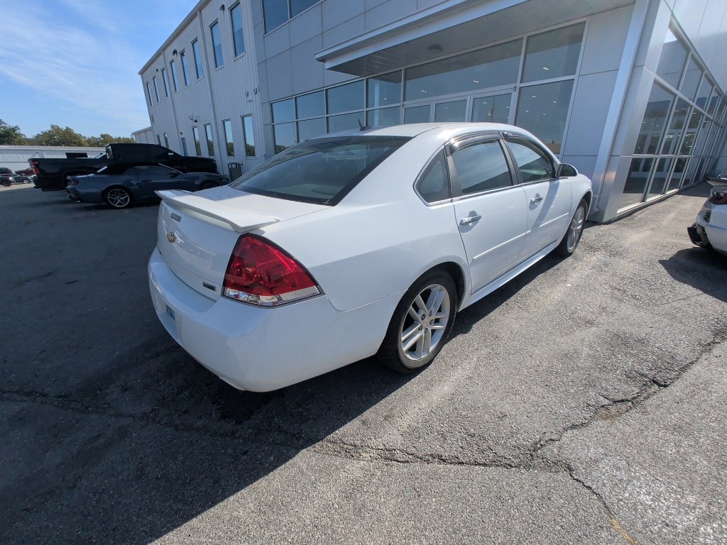 Used 2013 Chevrolet Impala LTZ FWD image 3