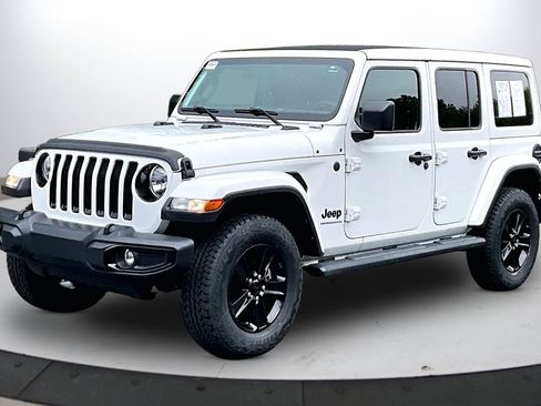 Used 2023 Jeep Wrangler Unlimited Sahara AWD/4WD image 4