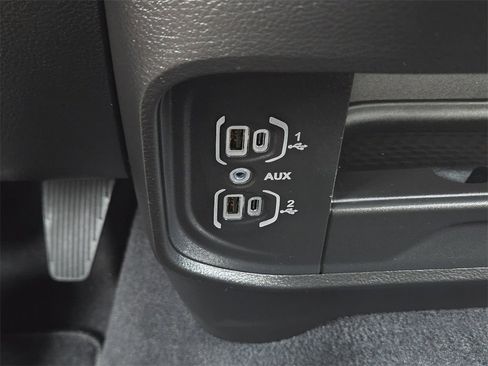 Used 2025 RAM 2500 Big Horn image 26